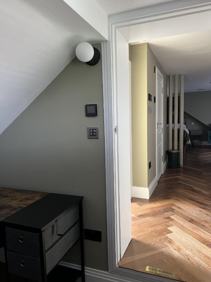 Super Deluxe Apartment 巴尔内特 外观 照片
